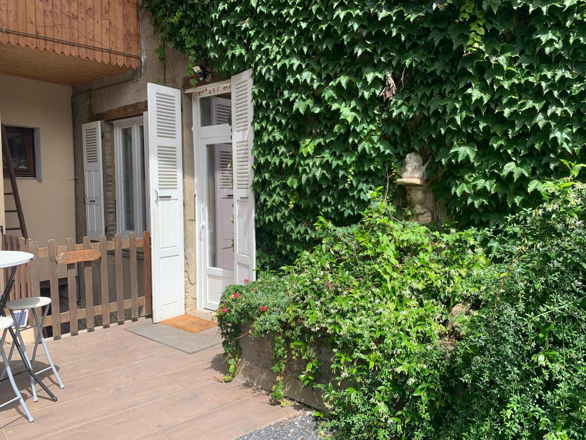 Cookie Home Dolomieu Екстер'єр фото